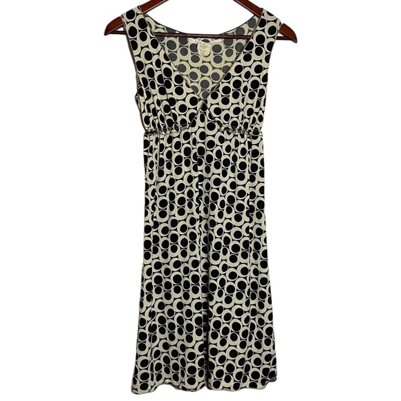 Max Studio Mini Black White Geometric Pattern Empire Waist A-Line Dress XS - Picture 1 of 12